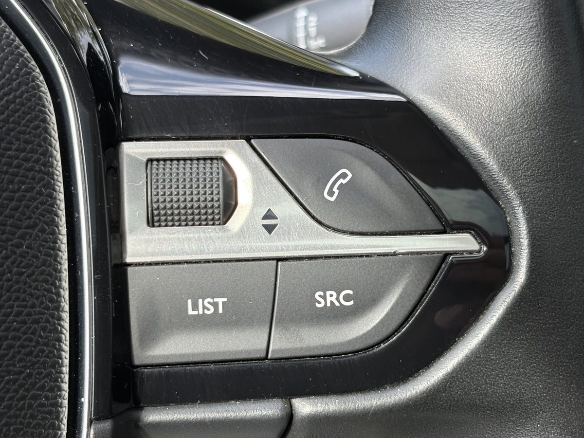 Peugeot 3008 1.2 PureTech Allure | 2017 | NL Auto | 148.185 km NAP | Panoramadak