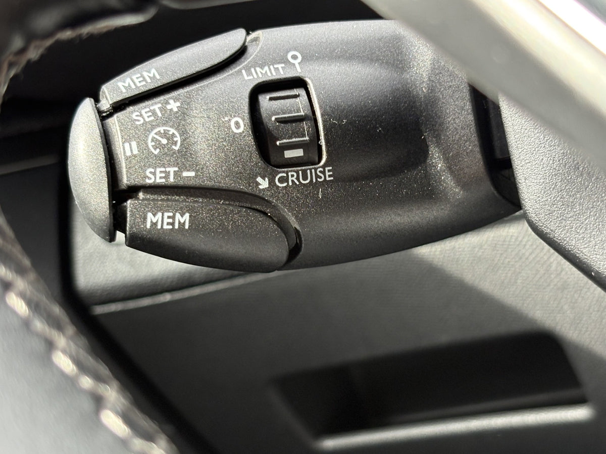 Peugeot 3008 1.2 PureTech Allure | 2017 | NL Auto | 148.185 km NAP | Panoramadak