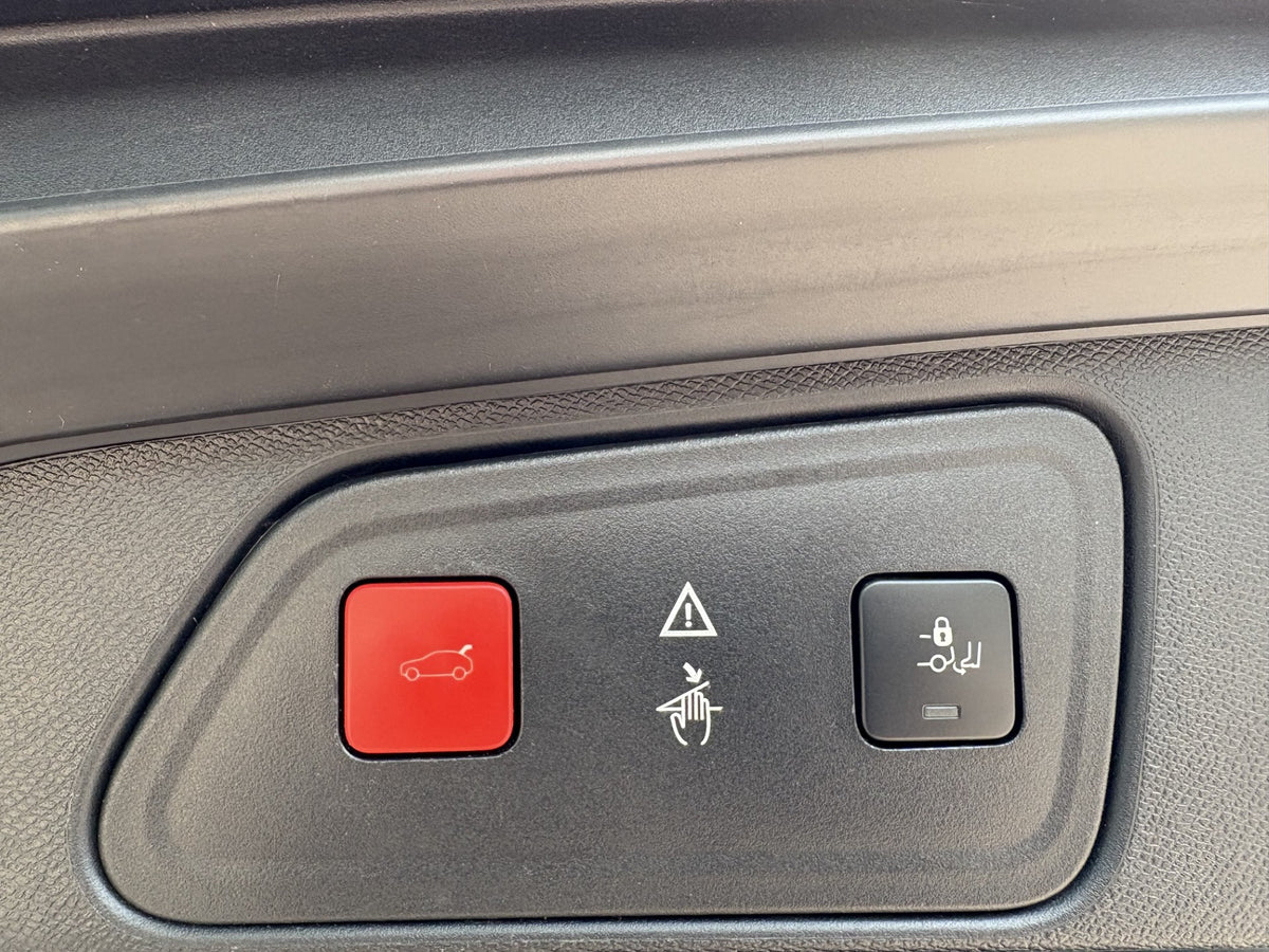 Peugeot 3008 1.2 PureTech Allure | 2017 | NL Auto | 148.185 km NAP | Panoramadak